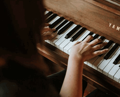 HỌC PIANO